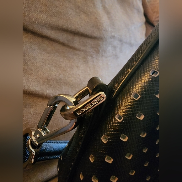 MICHAEL KORS Perforated Leather Bucket Bag - Picture 7 of 15